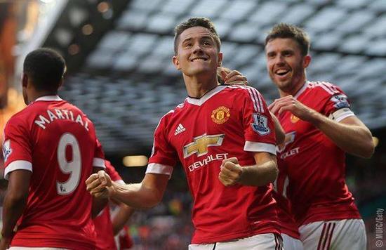 周欣的角色 周欣的角色